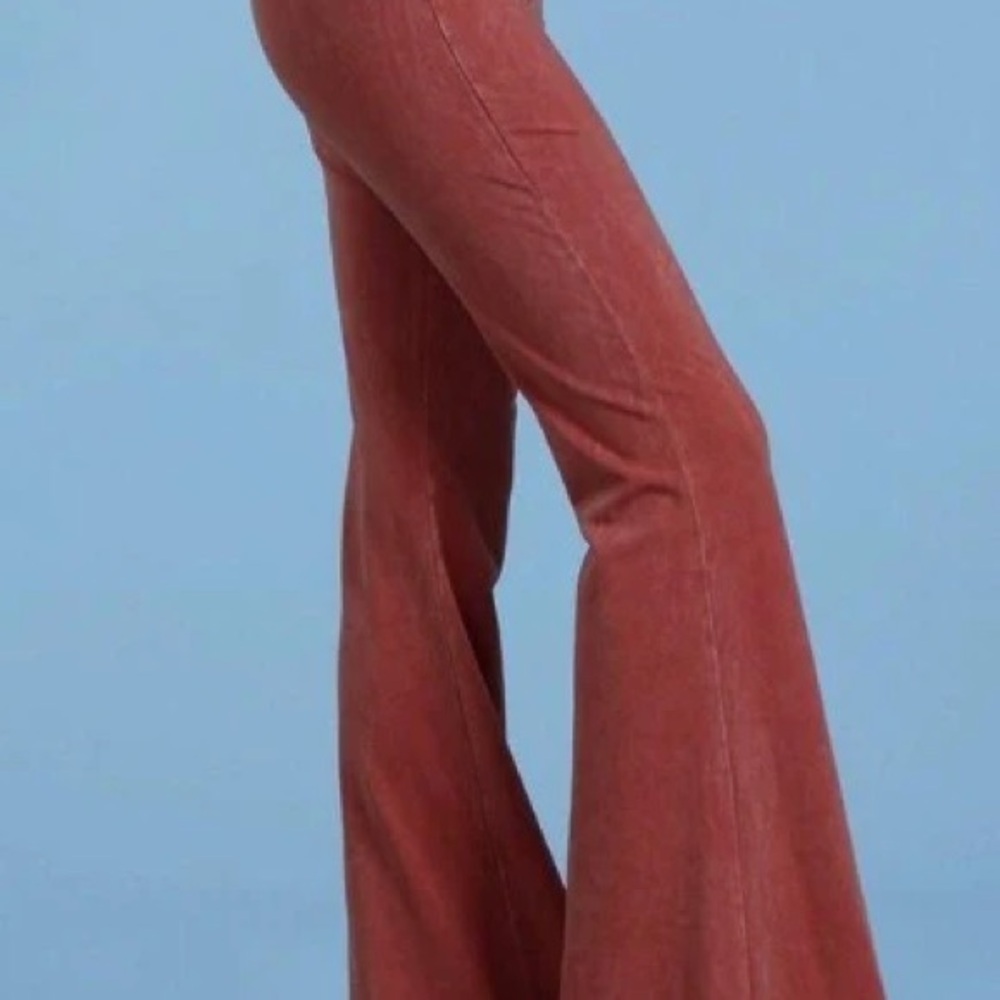 GUC Size 3XL Chatoyant Women's Rust Flare Cut Pants